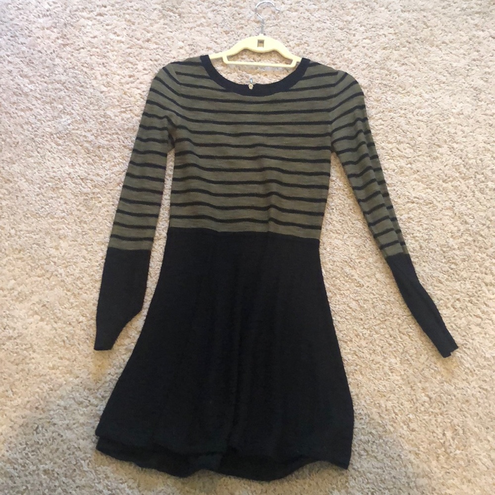 express long sleeve dress